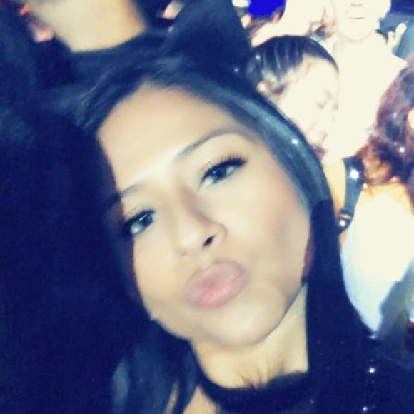 Meet your Posher, Jacqueline - Picture 1 of 1